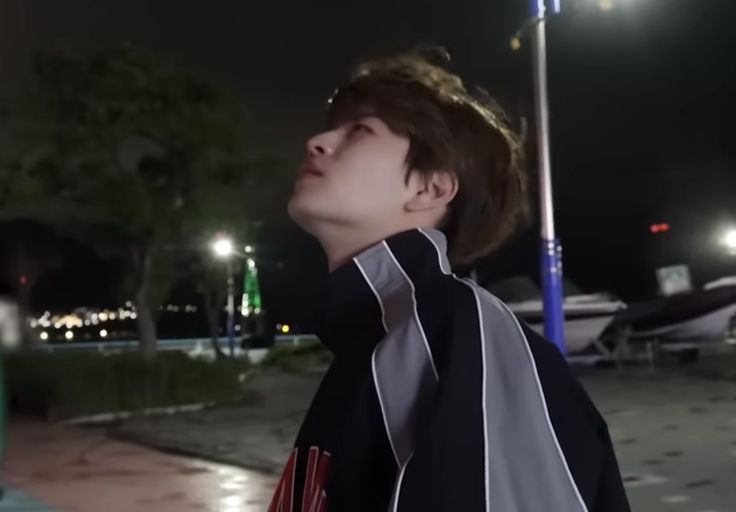 tangerine tweet media