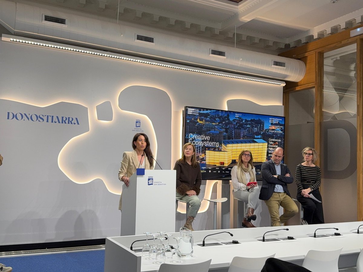 Azahara Domínguez Urtizberea tweet media