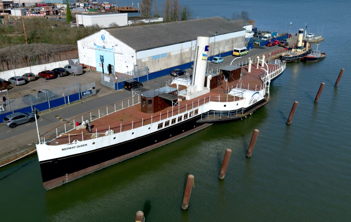 FraserG32883664's tweet photo. PS Medway Queen, โHeroine of Dunkirkโ in the Spring sunshine. @Dunkirk_Ships #PSMedwayQueen #SteamPowered #NationalHistoricShips #MedwayQueen #ShipsInPics #Steam #Gillingham #PaddelSteamer @militaryhistori #OperationDynamo #Dunkirk #WWII #MiltaryHistory #Medway #Kent #Heritage https://t.co/cqyXbNuC6T