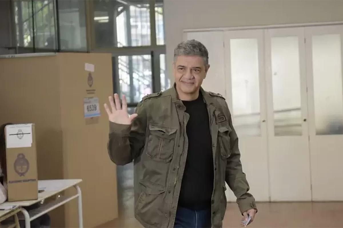 Jorge Macri avanza con el ajuste en Educación en las zonas más postergadas de CABA

En las últimas horas cerró 8 sedes de Club de Chicos, orquestas juveniles y eliminó el almuerzo de centros infantiles

Se suma al despido de docentes y cierre de maternales
tiempoar.com.ar/ta_article/jor…