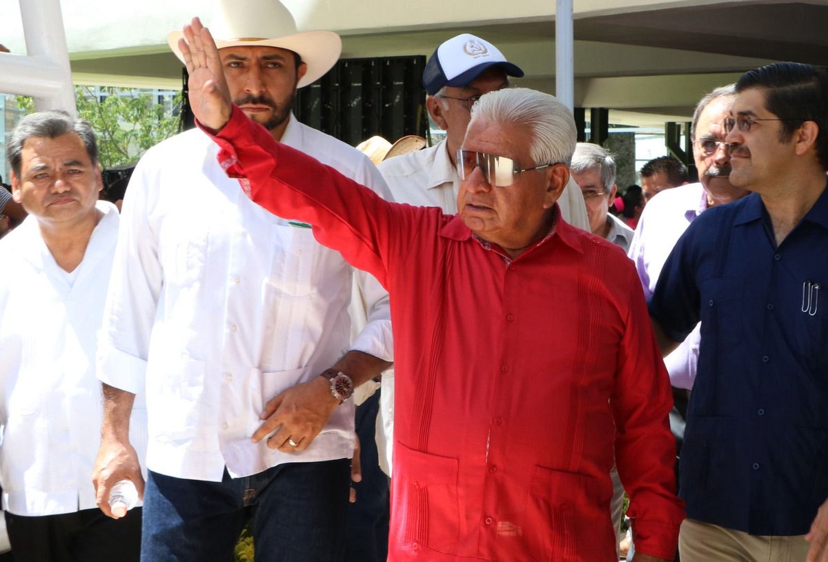 soyaquiles1's tweet photo. #Opinión ¡Gracias por todo, querido Maestro Aquiles!

Aquiles Montaño Brito

A sus 85 años, el Maestro Aquiles Córdova Morán sigue liderando y trabajando todos los días en favor del movimiento de masas más importante de este país.
Ver artículo: https://t.co/CR0ZvEGuFV https://t.co/BBeoAQbpMu