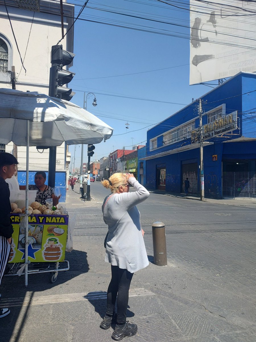 A qué no adivinan onde ando...? 

#lunesdemorboyprovocación 
#LunesDeExhibición