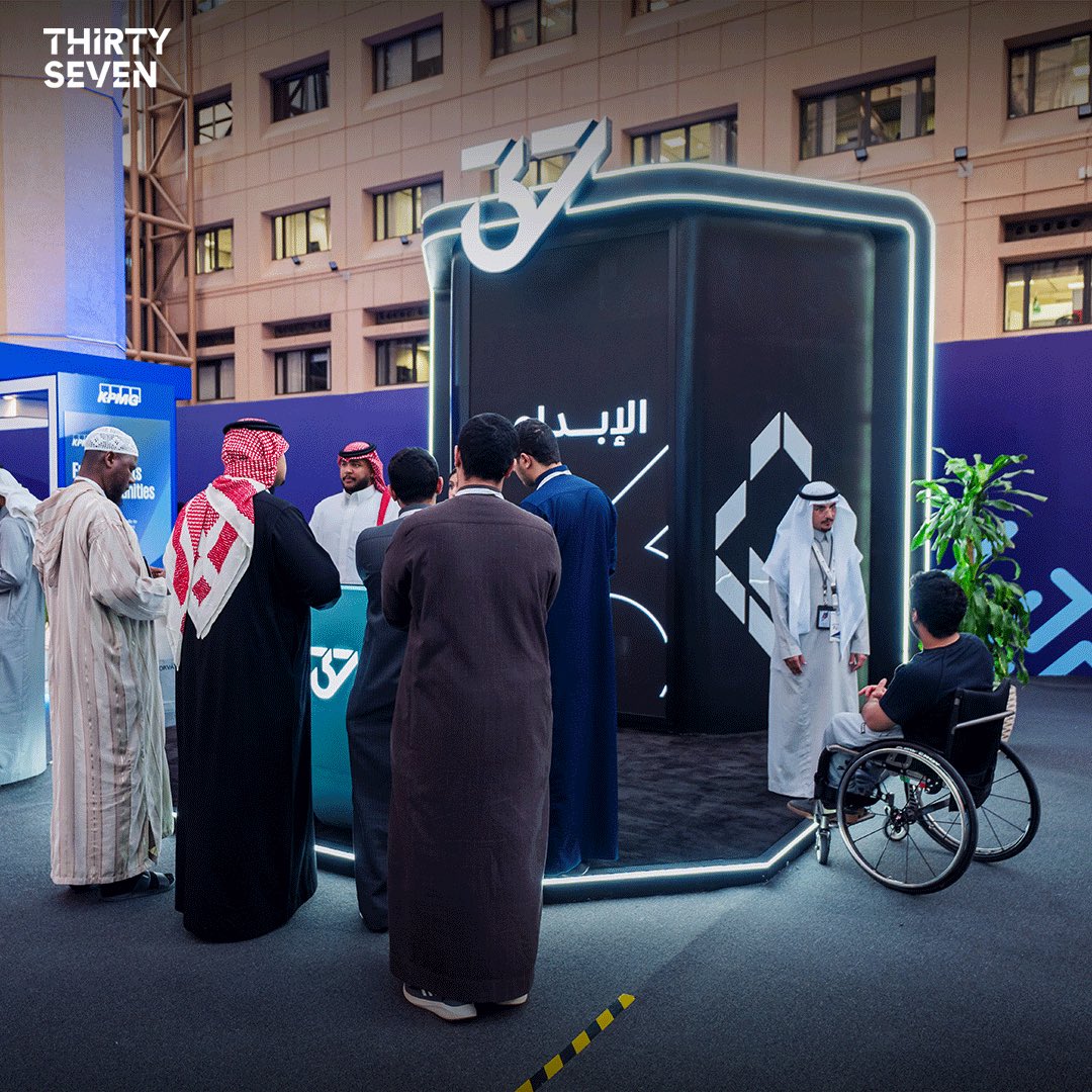 37eventsa's tweet photo. #Thirtyseven | #Thirty_seven

37 شريك تنفيذي في معرض الإرشاد المهني🎯

بهدف الإسهام في صناعة تجربة متكاملة تُرشد الطلاب وتمنحهم وضوحًا أكبر في اختيار مساراتهم المهنية 👥 https://t.co/UuUbQKZZeq