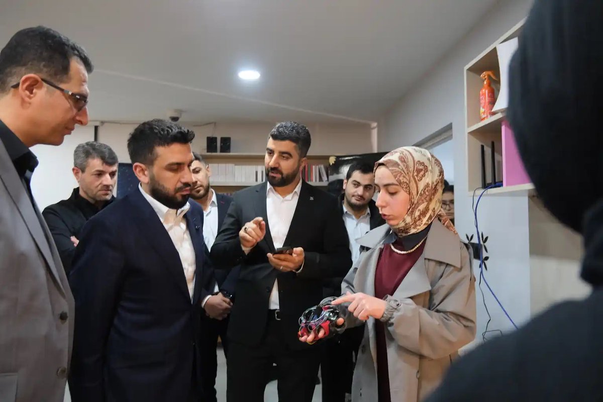 BatmanIcathane's tweet photo. Genel Başkanımız Sn. İbrahim Beşinci’yi; gençlerimizin hayallerini üretime dönüştürdüğü İcathanemizde ağırlamaktan büyük mutluluk duyduk.

Ziyaret kapsamında öğrencilerimiz, yürüttükleri projeleri ve çalışmalarını bizzat kendileri anlattı.

Gençlerimizle gurur duyuyoruz.

#İcat https://t.co/eqLvDUEwsp
