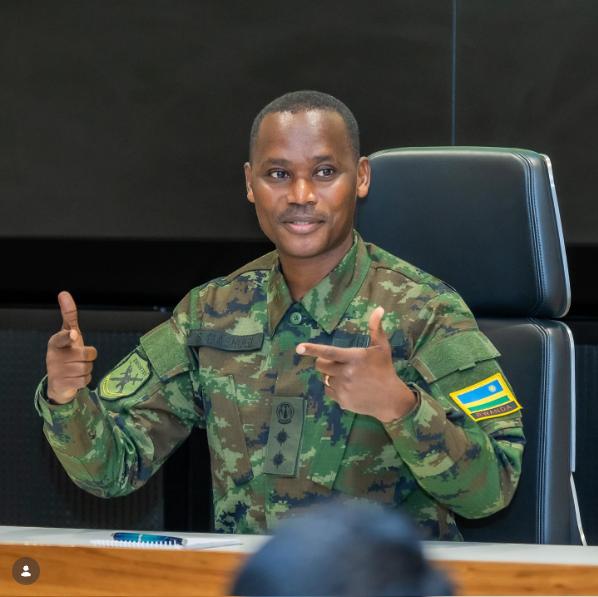 NChris01's tweet photo. Urgent 🔴 🚨: 
Aujourd’hui, les États-Unis ont sanctionné le ministère rwandais de la Défense en tant qu’institution, ainsi que quatre hauts commandants : #Vincent_Nyakarundi, #Ruki_Karusisi, #Mubarakh_Muganga et #StanislasGashugi. https://t.co/sA2xwqTNfe