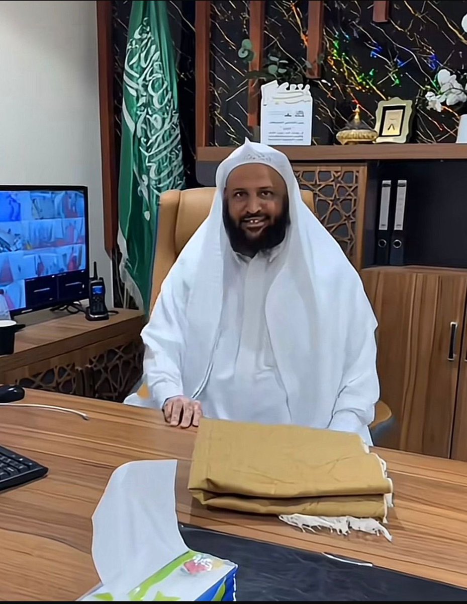 menwah11's tweet photo. يسر اللجنة الساعية لـ #عتق_رقبتي_مقبل_ومرزوق_الصبحي
ان تزف إليكم بشرى تكفل رجل الخير والأحسان الشيخ شافي الصقري العنزي بإتمام المبلغ المتبقي من الدية المقرره بي 15 مليون ريال وذلك بشفاعة الشيخ خالد السبع والشيخ فهد الثقيل العتيبي 
والشيخ جاسر علي بن واهس الصبحي https://t.co/9XVQ6wfAIv