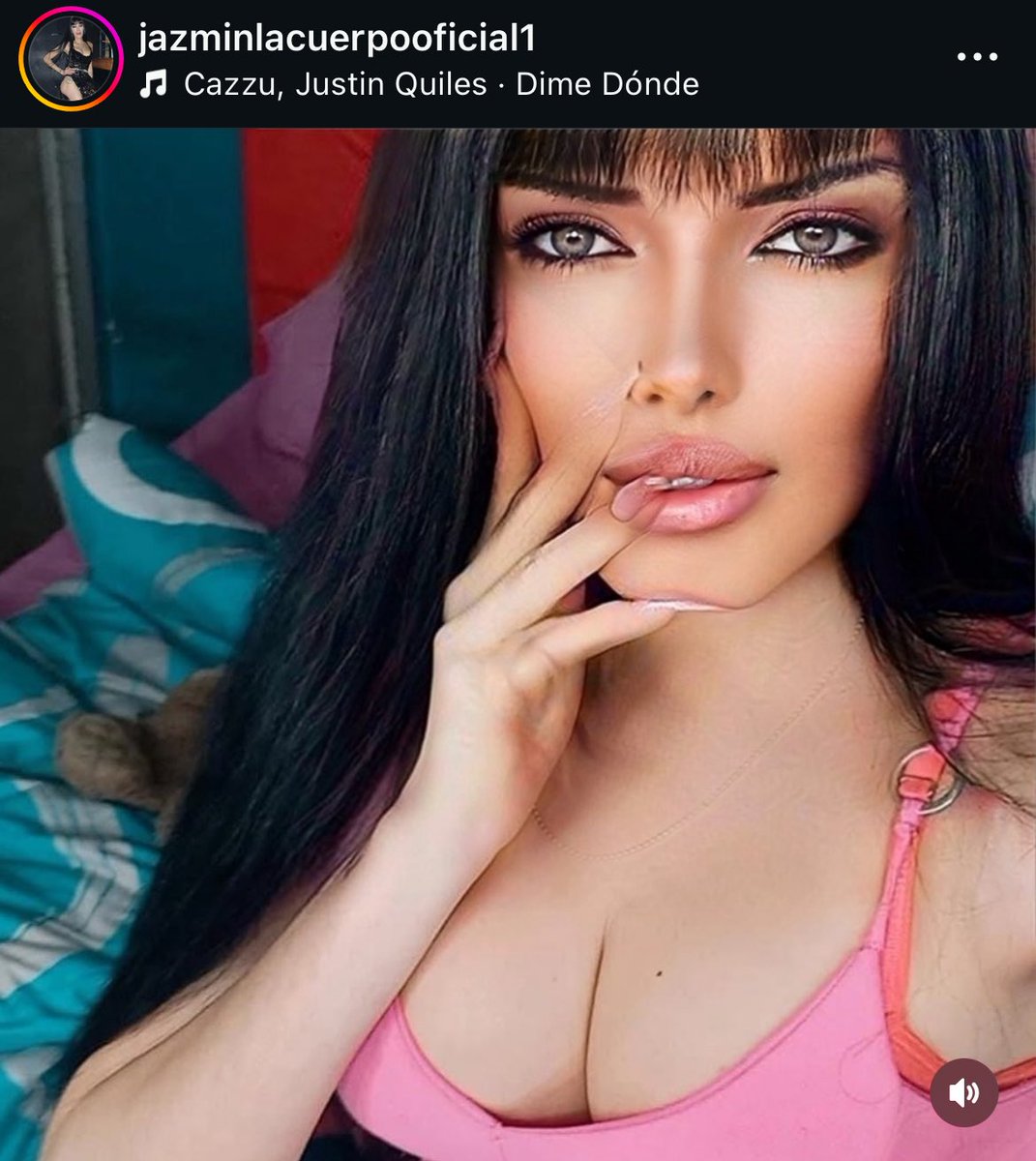 amo como la cuerpo edita su cara en instagram xq es muy sutil