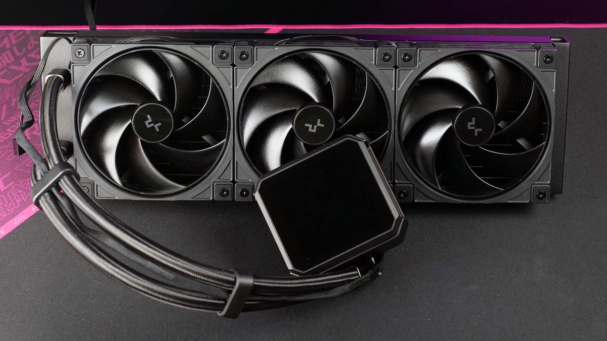 Pause Hardware tweet media