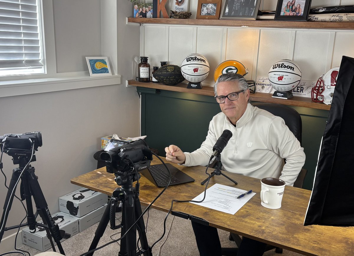 Mike Heller tweet media