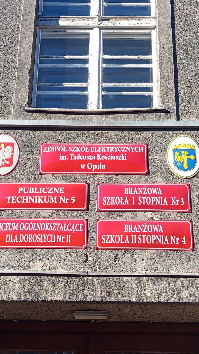 Asesoria de EF y Artística tweet media