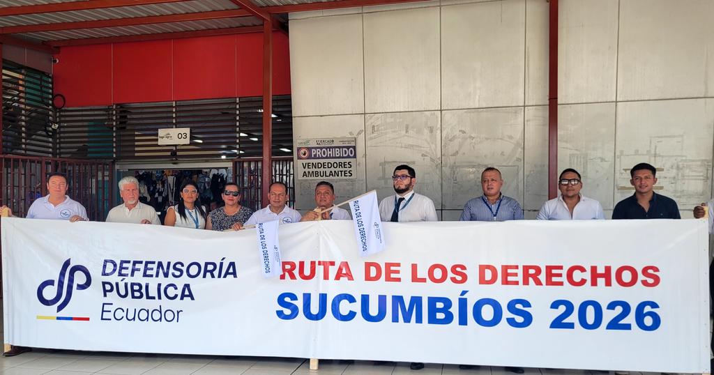DefPublicaEC's tweet photo. Brigada de atención Puerta a Puerta encabezada por Ricardo Morales Vela, Defensor Público General, recorren el Mercado Central de Lago Agrio, brindan información y escuchan necesidades ciudadanas sobre sistema de justicia #RutaDeLosDerechos2026
#SucumbíosDefensoríaPública https://t.co/orQFkmloQX