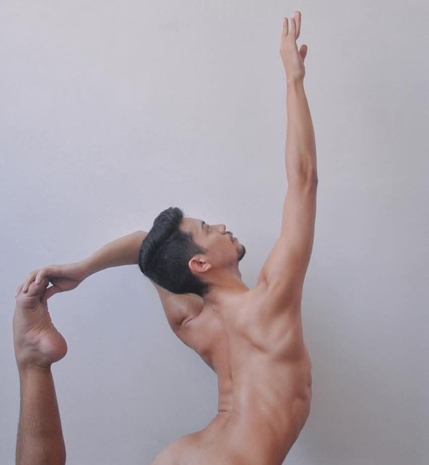 mathfarias26's tweet photo. Recordações... 😊
#xvideosِ  #BoysLove #Dancer #nude #pelado #arte https://t.co/ypD1CgX1y3