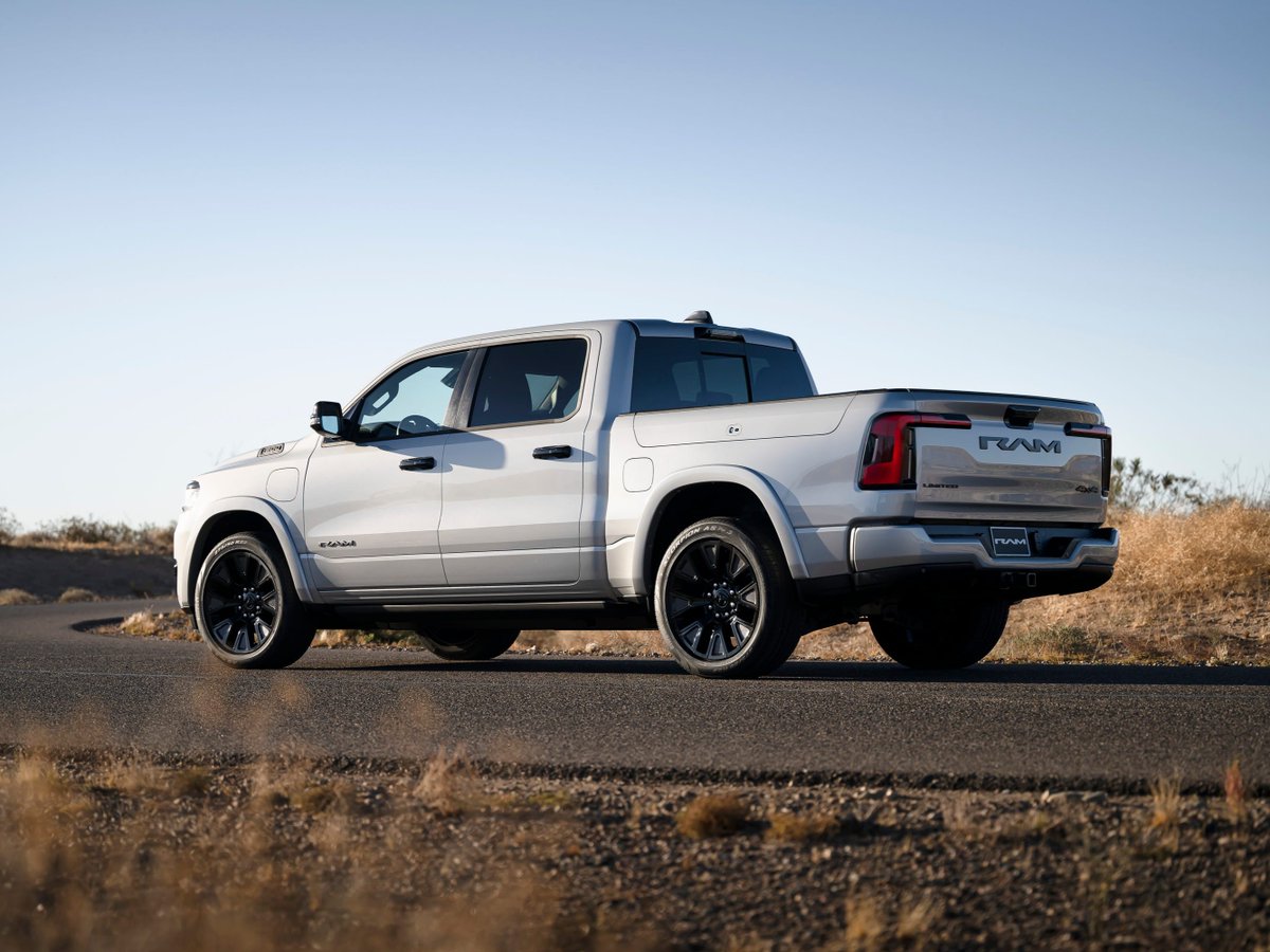 Fields CJDR IL tweet media