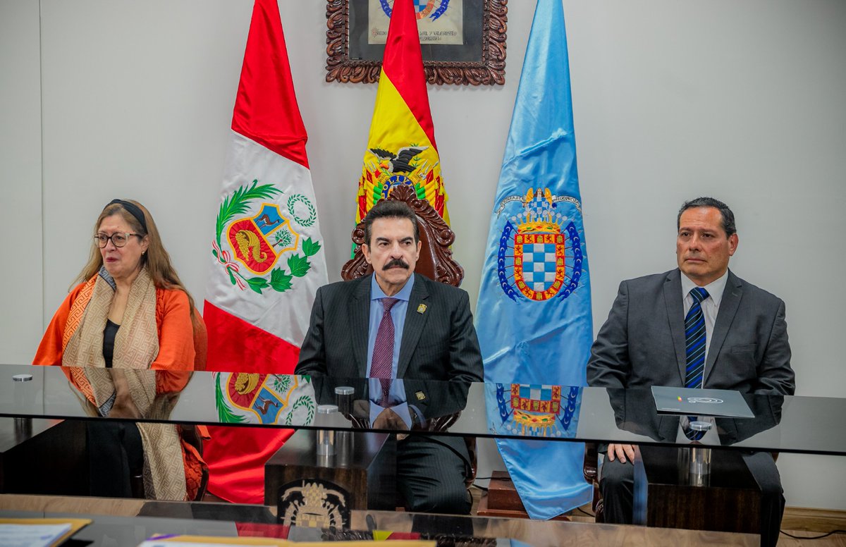 Manfred Reyes Villa tweet media