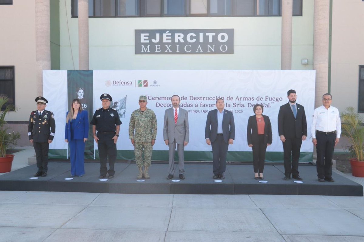 durangos21's tweet photo. Destruyen Casi un Centenar de Armas Decomisadas; Elimina Cientos de Balas
#Durango 

Información completa en el link https://t.co/ClcNqrAKNB