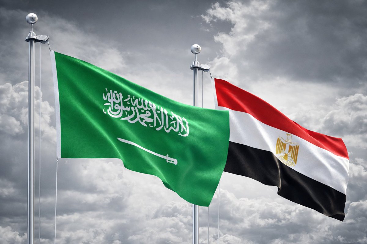 حب #السعودية و #مصر . 🇪🇬🇸🇦
ليس انحيازاً…
بل رفعةٌ للأمة كلها
ومن يسيء لإحداهما
لا يبحث عن خيرٍ لهذه الأمة.