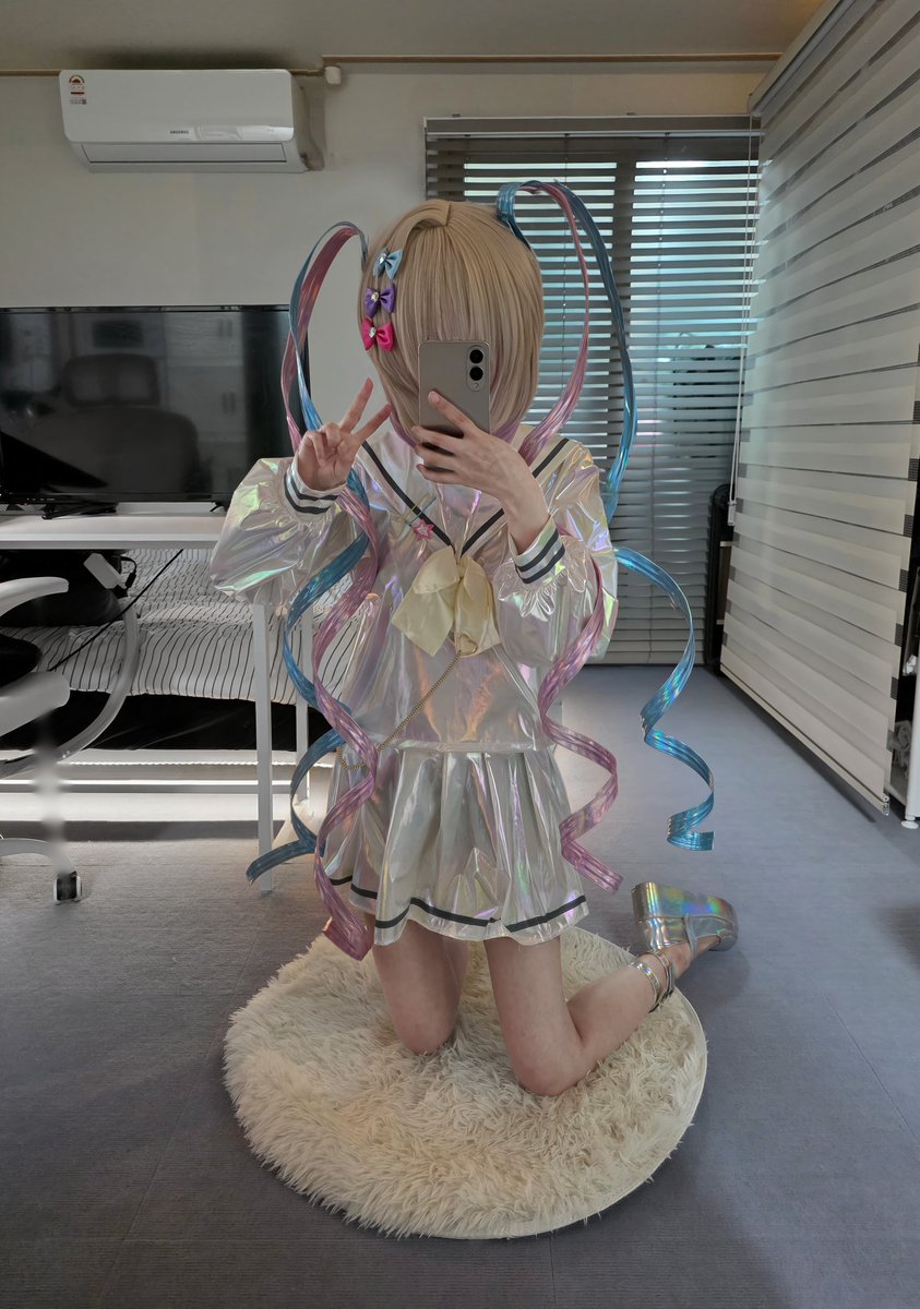 poco daily tweet media