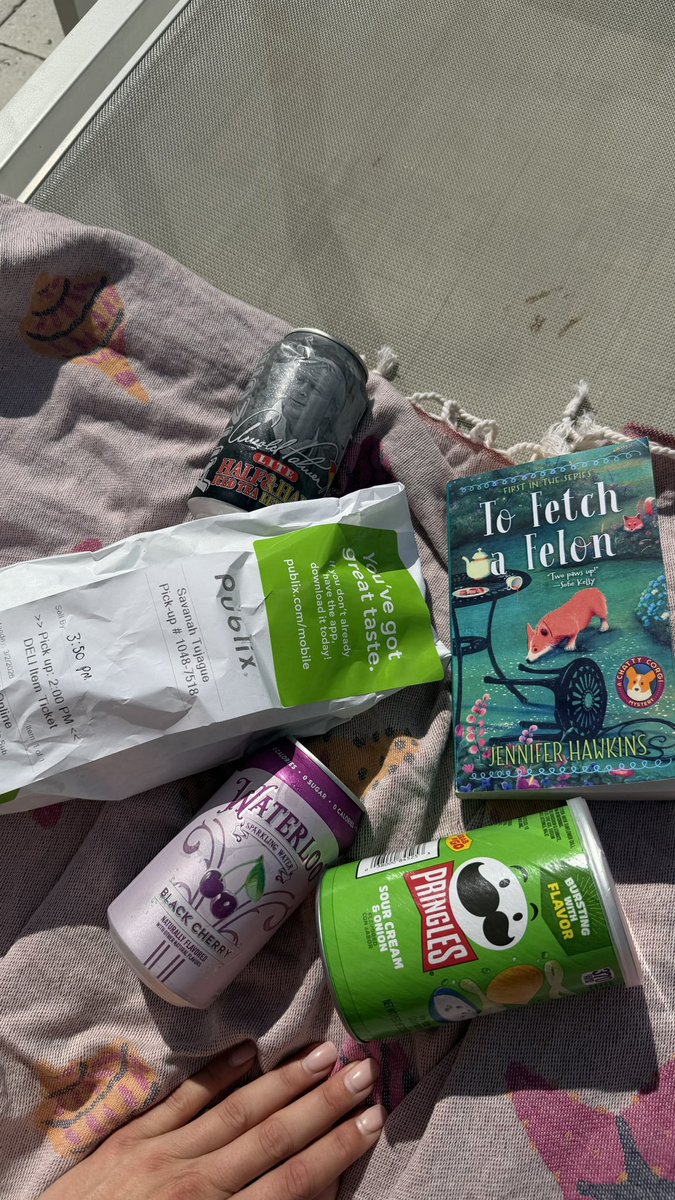 Savanah Tujague tweet media