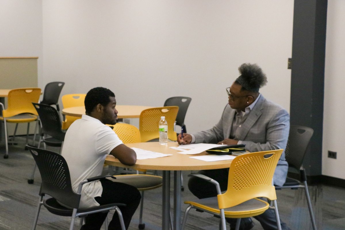 UI REACH Program - Your Future is within REACH tweet media