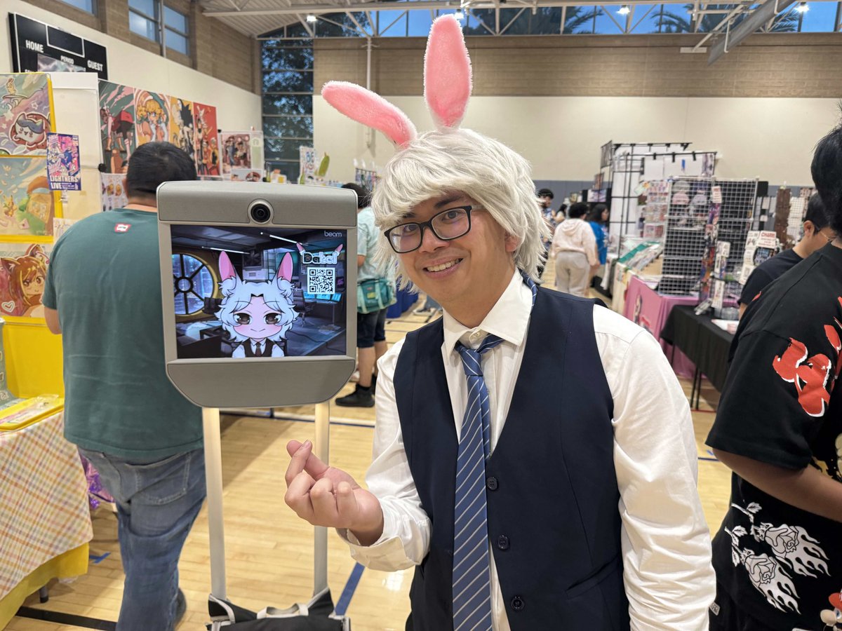 DatelBunBoi tweet media