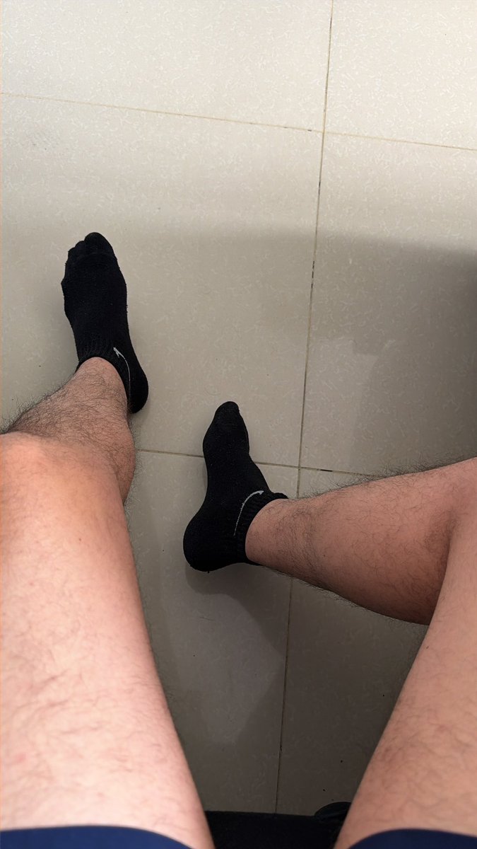 JDGRIVAS93's tweet photo. Feets pies 

#feets #pies https://t.co/sKqO9k6bjs