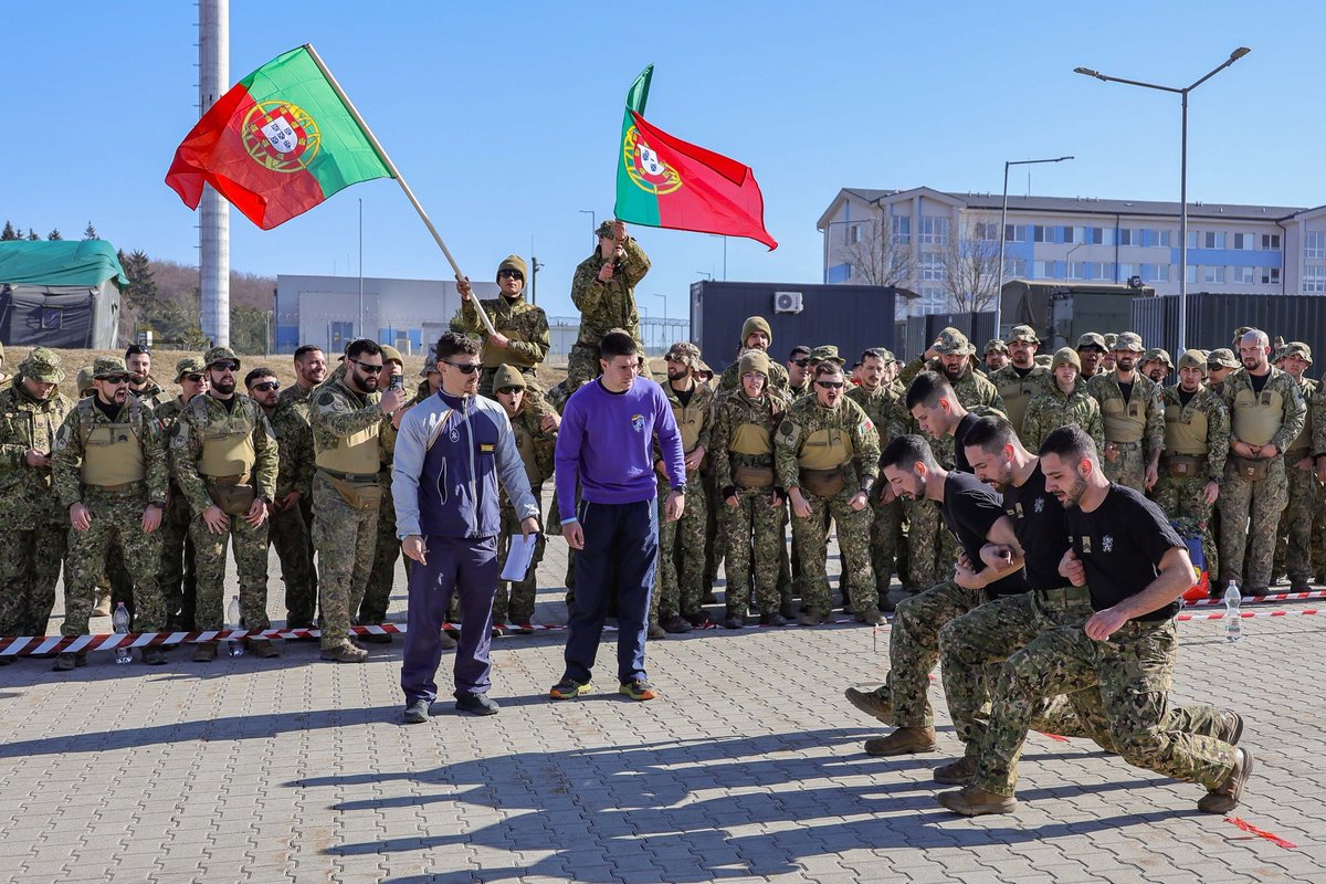 Amigos del 3º Tercio tweet media