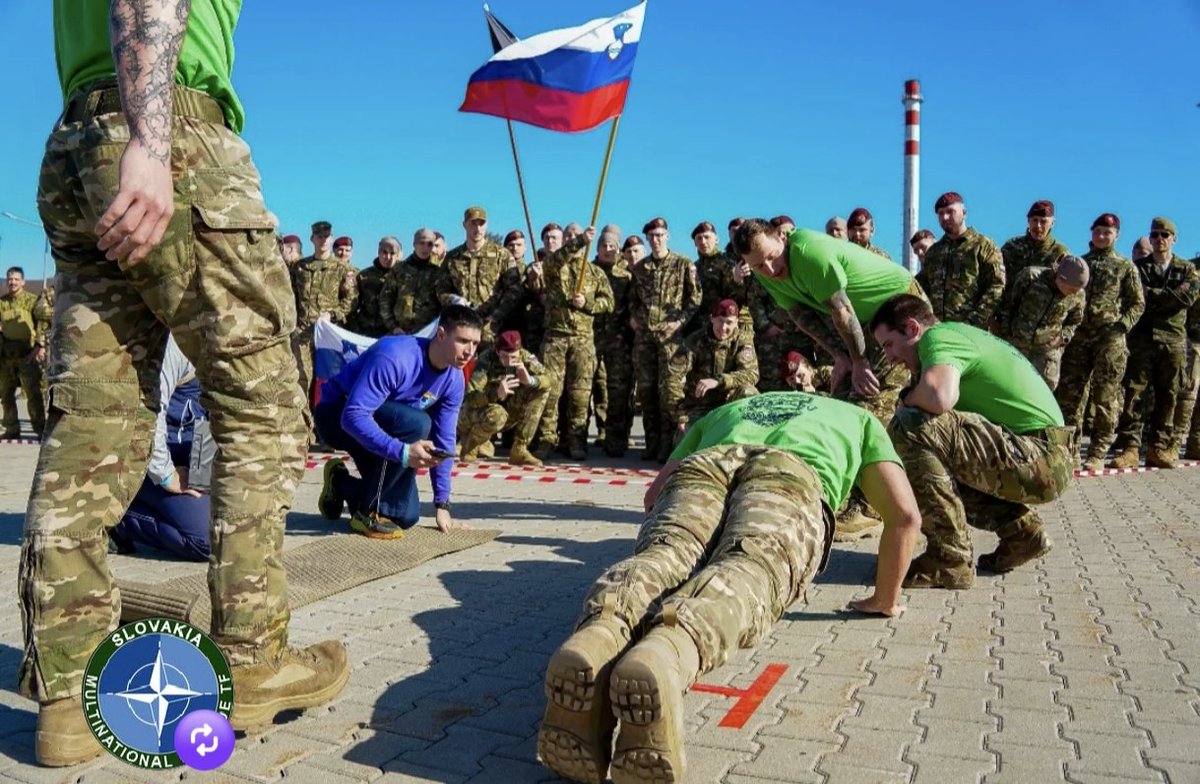 Amigos del 3º Tercio tweet media
