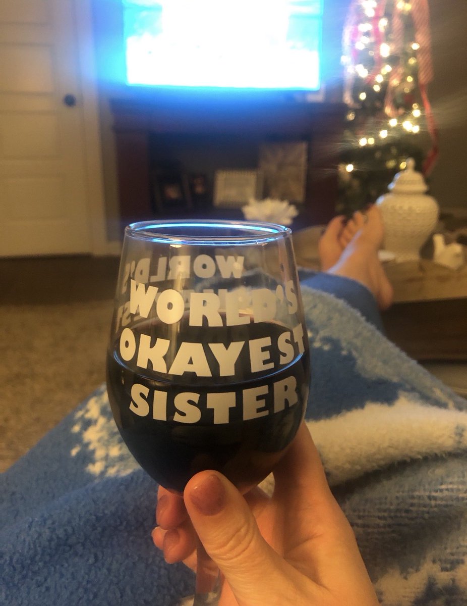 Molly Rucker tweet media