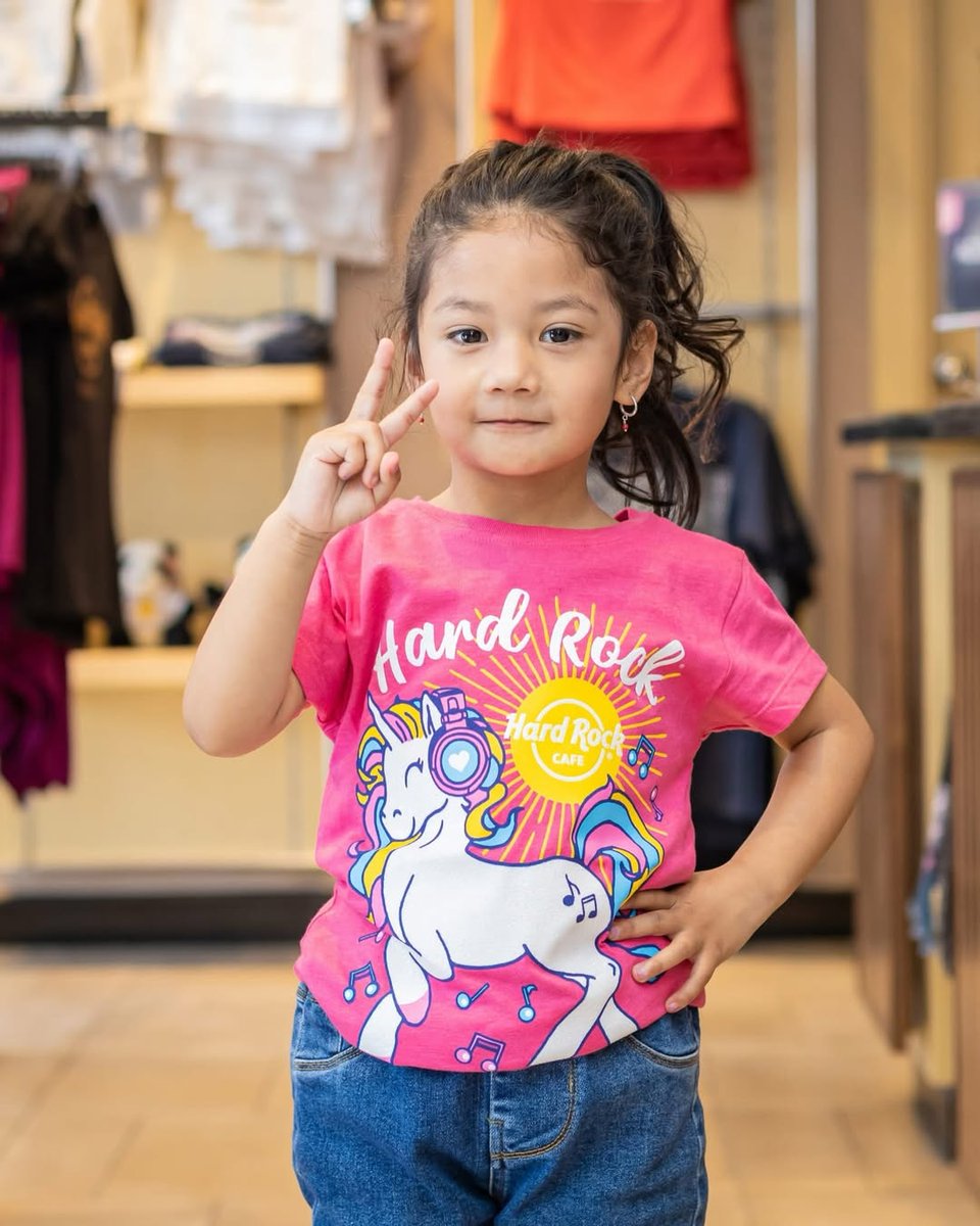 Hard Rock Cafe tweet media