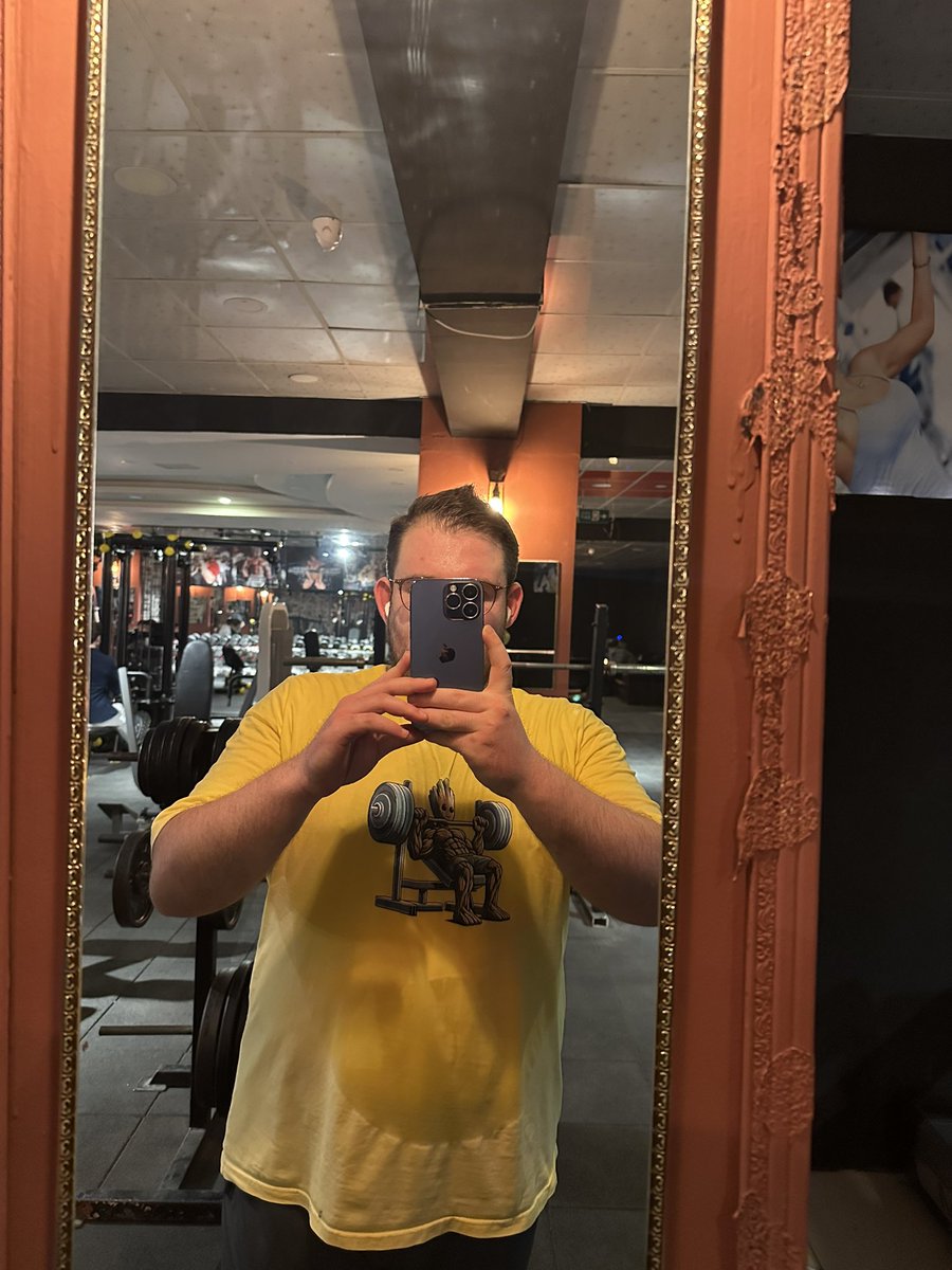 Haftasonu saatlerce Resident Evil: Requim oynamaktan hareket edemedim. Neyse ki az önce güzel bir kardiyo ile gereken yapıldı. 😎