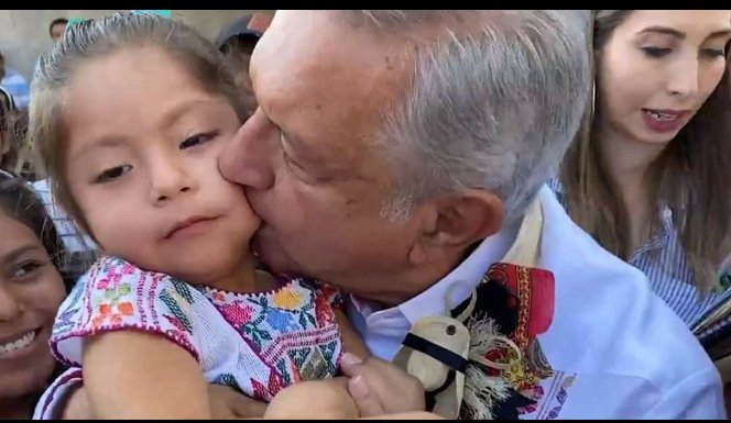 CarlosBarona_'s tweet image. EL AYATOLA MACUSPANO @lopezobrador_ COJEA DE LA MISMA PATA DE LA COJEABA ESE MUSULMÁN #Khameni, HOY MORADOR DEL PARAÍSO

MALDITOS C3RD0S