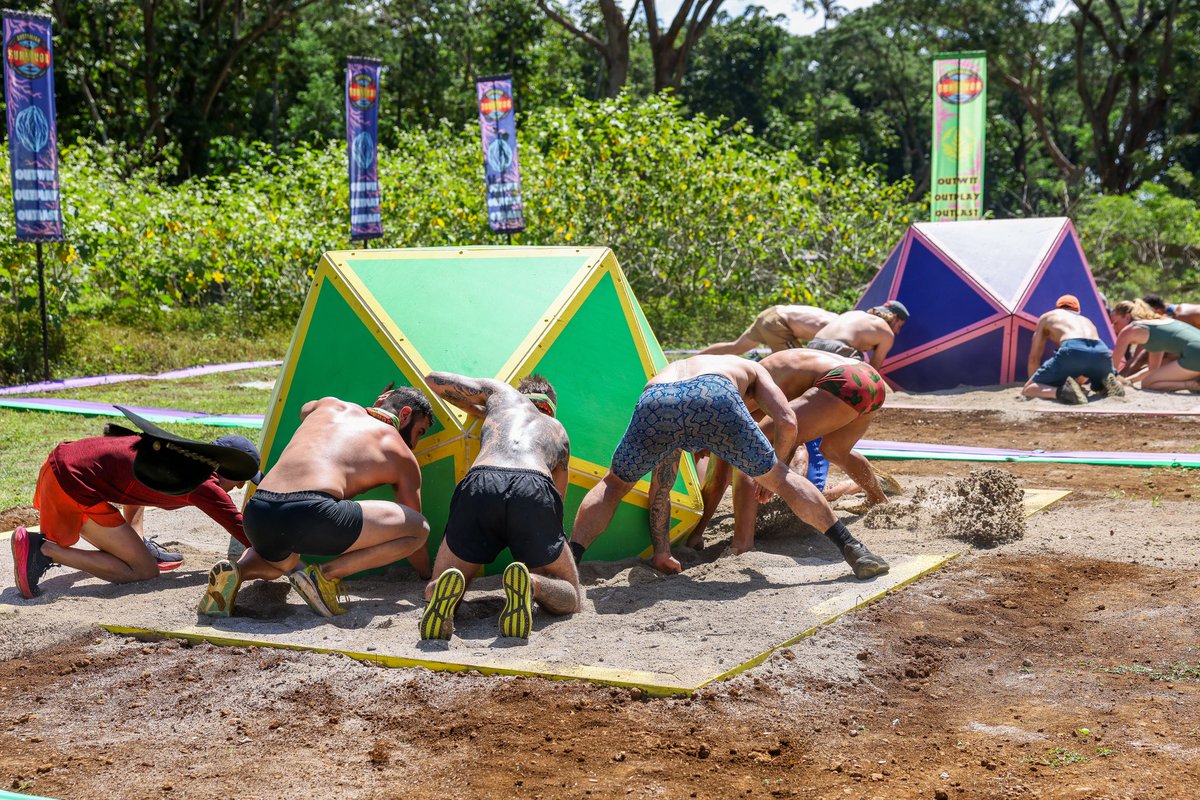 JohnsonAshak's tweet photo. Don: “Slow is smooth and smooth is fast” 🦍🎲🔥🌴

@survivorau Redemption continues tonight @ 7.30pm on @channel10au | Watch + Stream Free.

#SurvivorAu #Survivor #Redemption #Silverback #Bang https://t.co/UEv5z2xgk1