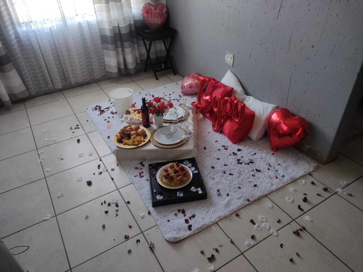 Palepicnics's tweet photo. We are still on with our couples picnics❤️
Contact 0680531765 https://t.co/F7zEZzeZi1