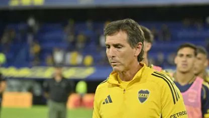 Tuitter_BOCA's tweet photo. Claudio Úbeda no tiene malos números como DT de Boca (10 victorias, 3 empates y 5 derrotas), pero la mayor crítica viene por el funcionamiento del equipo. El miércoles sino gana ante Lanús, ¿es ciclo terminado? https://t.co/kTLexsGnKW