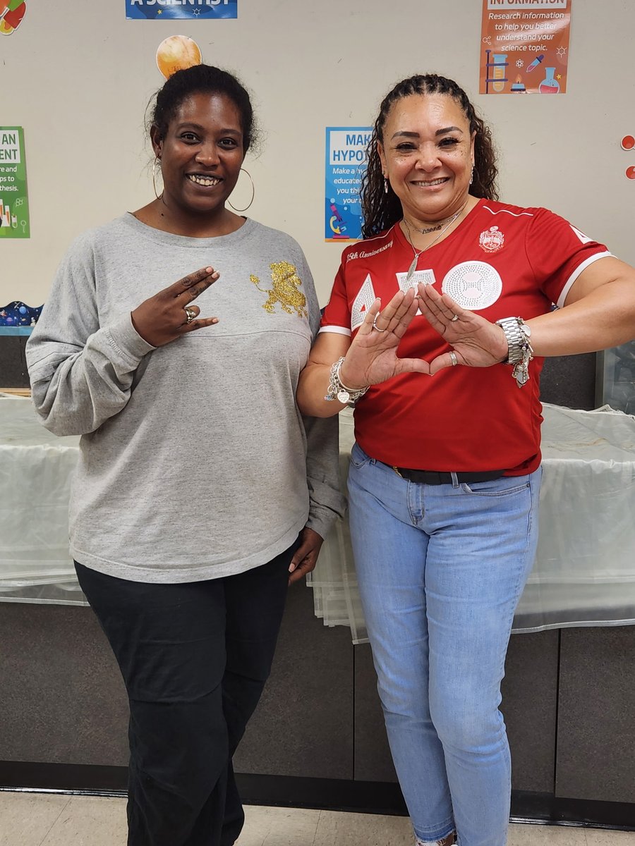 Dr.Sanders22 tweet media