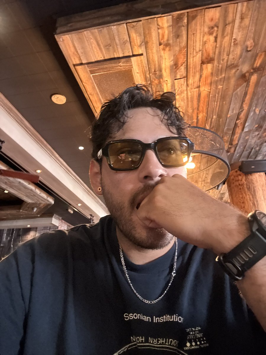chazySupreme tweet media