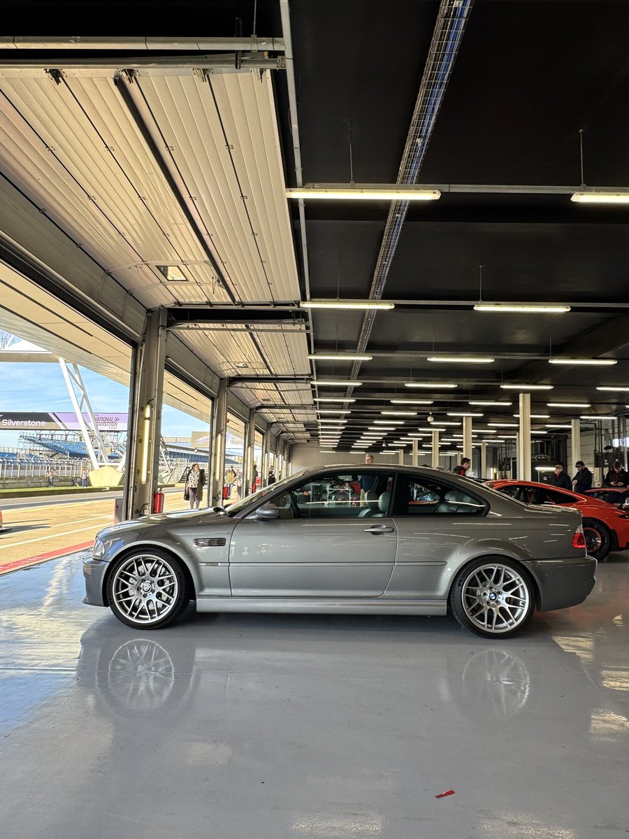 RealJKay's tweet photo. Perfect. #e46bmwm3 #OEMPLUS https://t.co/z8gTngVFgM