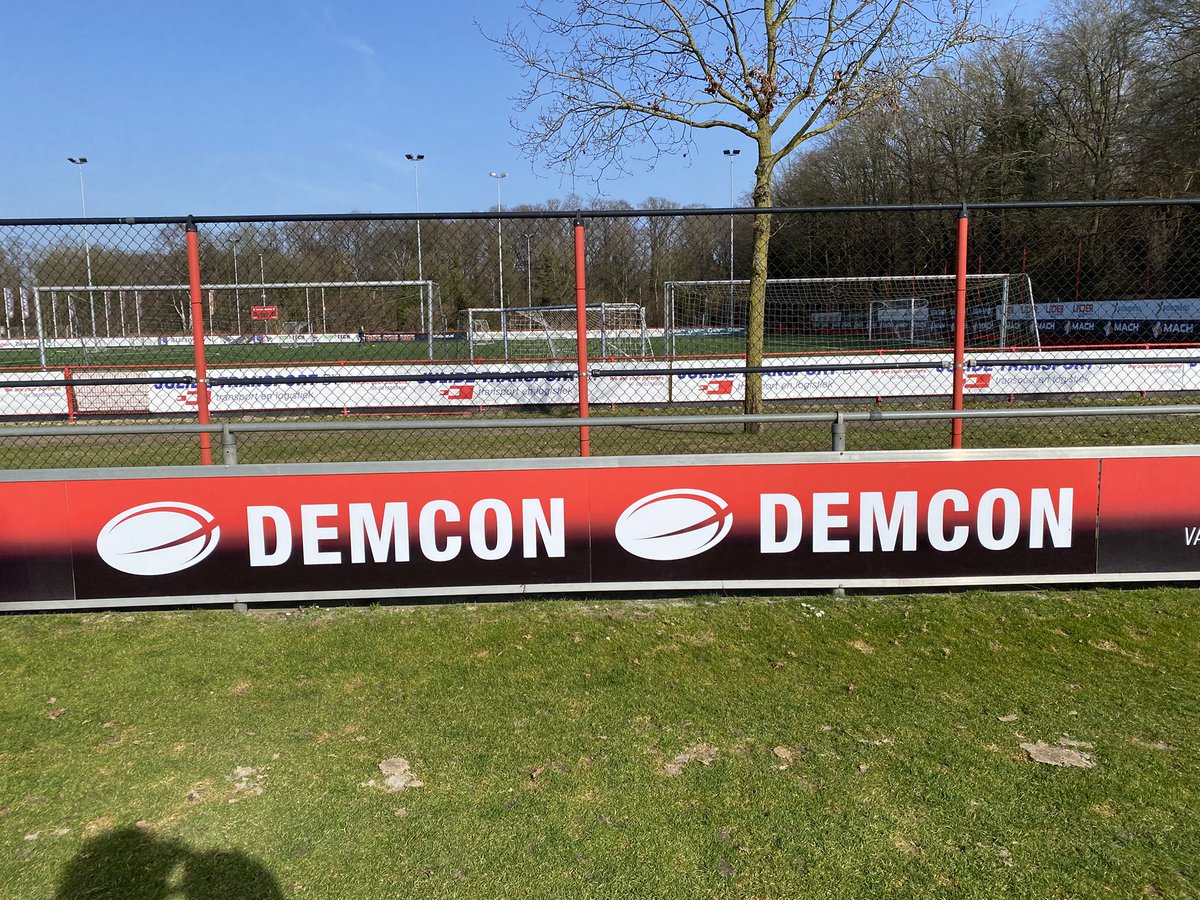 Sport&sign tweet media