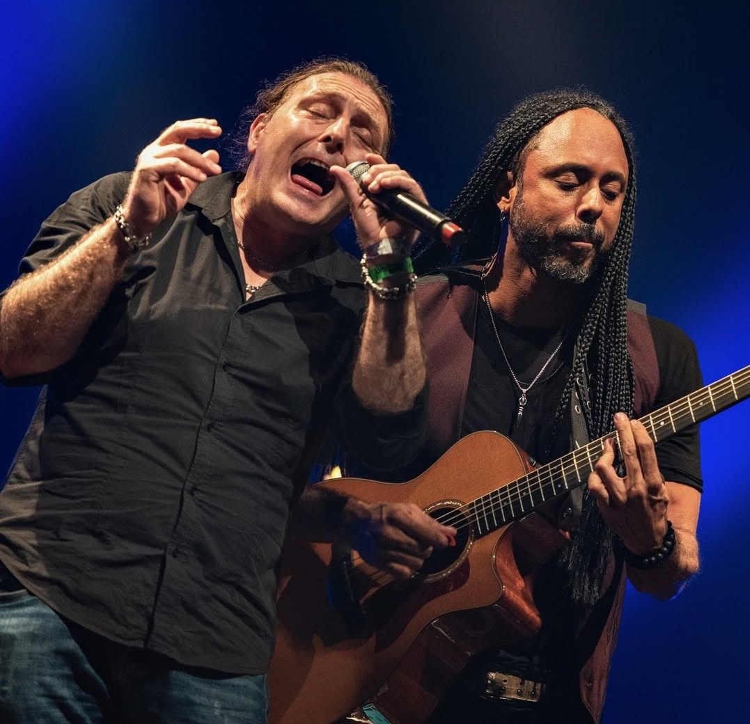 acervolione's tweet photo. ★ Fabio Lione e Marcelo Barbosa, Rocking Your Life Tour, 2021 https://t.co/Rxb1oVxO5i