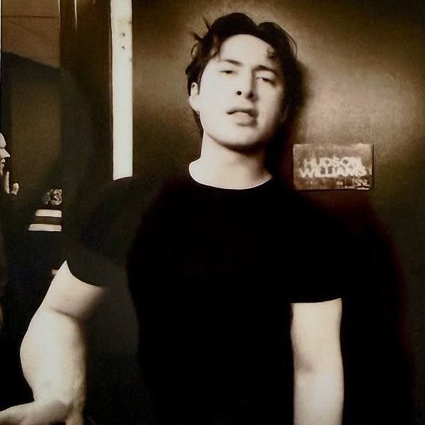 bookgirlvintage's tweet photo. #TheItBoy https://t.co/xMTm6RvsQg