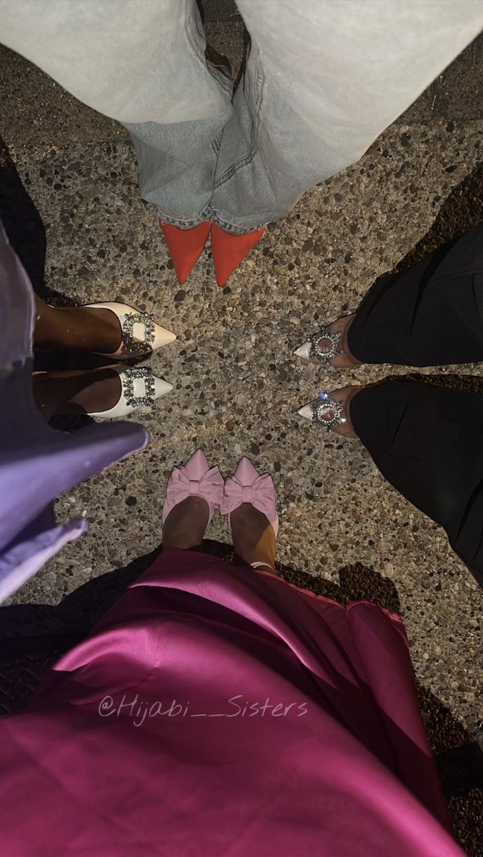 Hijabi Sisters 🧕🏽🧕🏽 tweet media