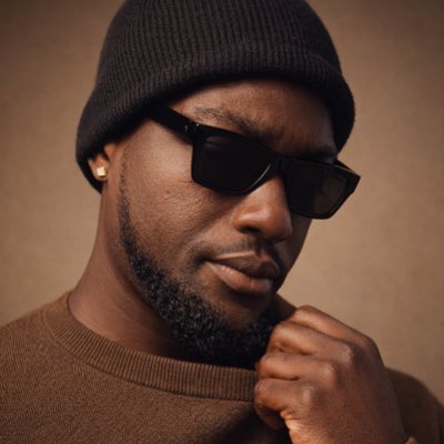 _Tee_Y_'s tweet photo. #NewProfilePic https://t.co/HGjZKZ08UO