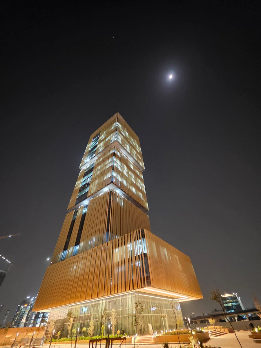 شركة سلطان عبد العزيز الرصيّص للعقارات tweet media