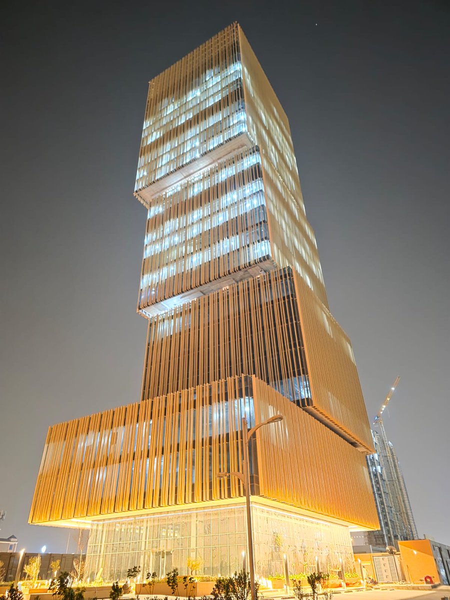 شركة سلطان عبد العزيز الرصيّص للعقارات tweet media