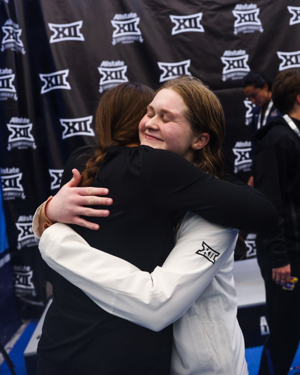 Cincinnati Swim-Dive tweet media