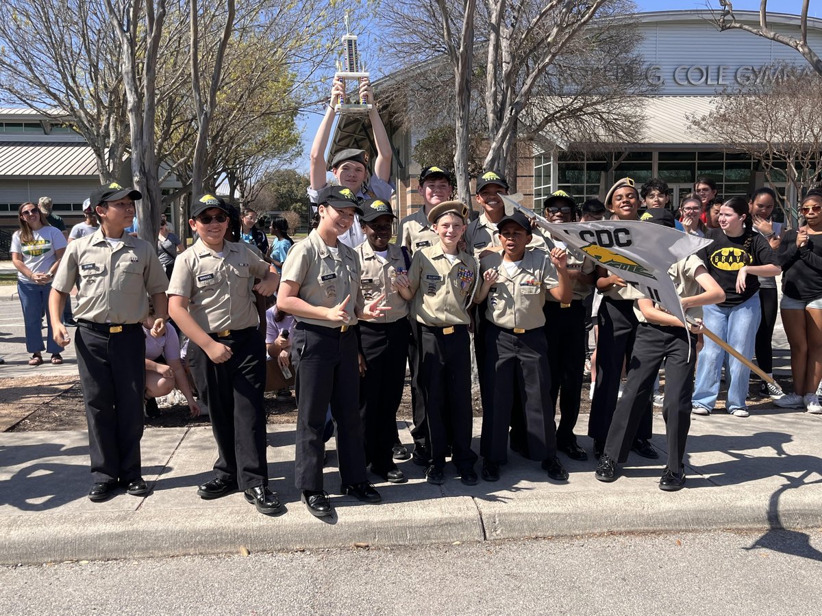 ColeJrotc's tweet photo. Congratulations to all the LCDC Cadets for performing well during the Cole Middle School Drill Competition! And a big hoo-ah to the JROTC Cadets for executing a great competition. https://t.co/C30TISl2xI