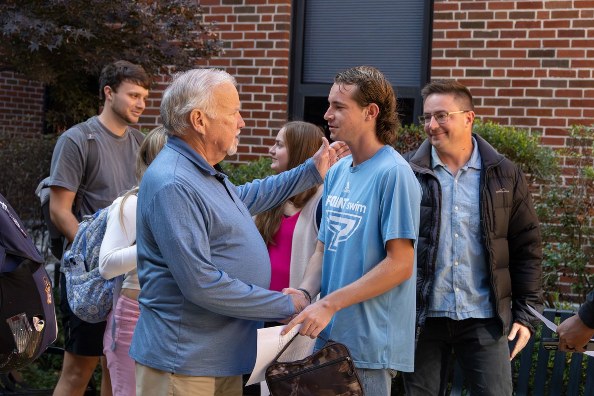 Point University tweet media