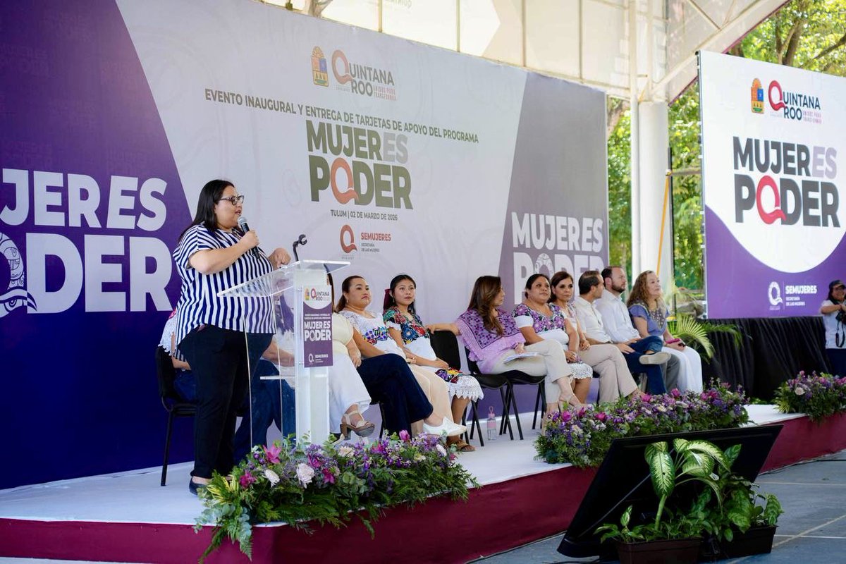 CitlaHM's tweet photo. ¡Iniciamos la semana desde #QuintanaRoo! 

Arrancamos con la entrega del Programa #MujerEsPoder, una iniciativa de la gobernadora @MaraLezama que refleja que gobernar con acento de mujer es reconocer las brechas y trabajar para erradicarlas.

Esta tarjeta brinda descuentos a las beneficiarias en más de 2 mil comercios de la entidad, fortaleciendo su libertad y autonomía financiera.
💳📦

La frase #EsTiempoDeMujeres no es un slogan, es la convicción de todo el @GobiernoMX.

Estaremos realizando diversas actividades en la entidad, les seguimos informando.