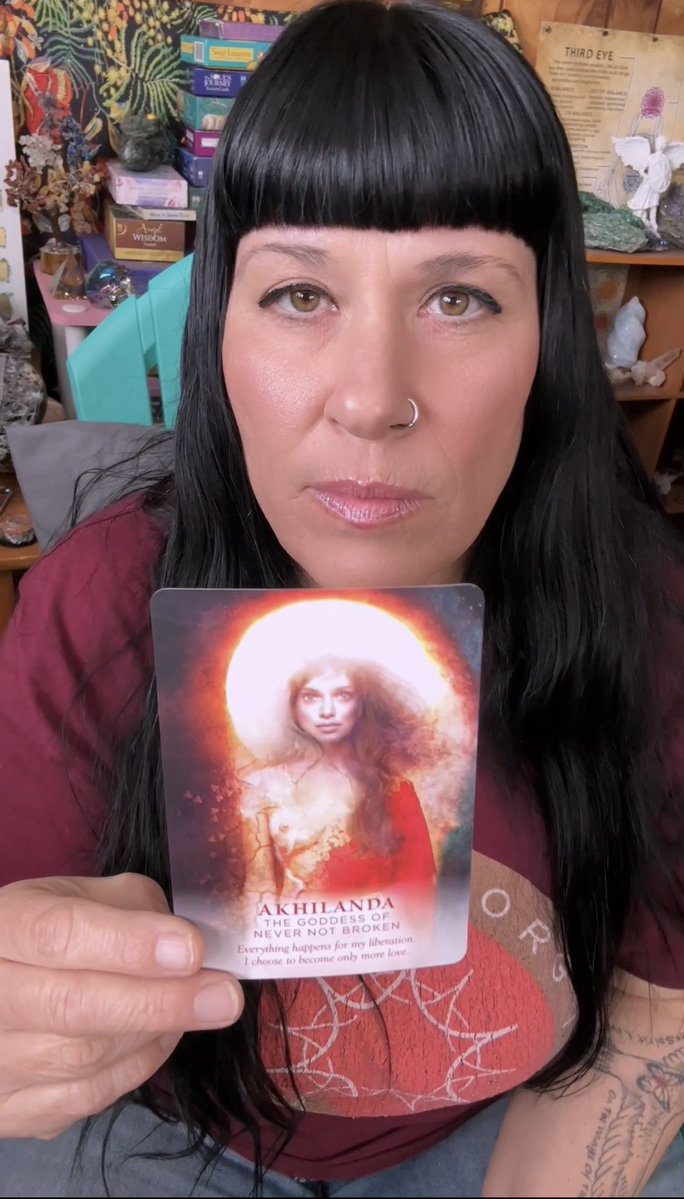 Divine Feminine Oracle 🔥🧡🙏 youtu.be/wyhWbz9fbtI?si… via <a href="/YouTube/">YouTube</a>