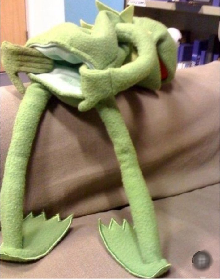 "عبالي إنك طيار إيراني"😒